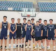 年轻球员持续进步，广州男篮未来可期的简单介绍