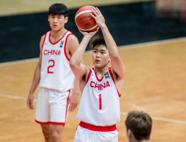 C7娱乐_核心球员和首发球员